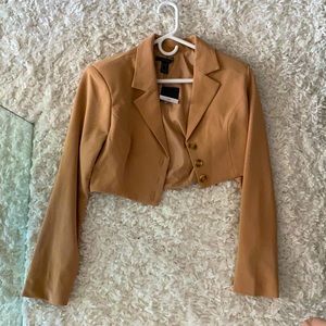 Forever 21 new cropped tan blazer